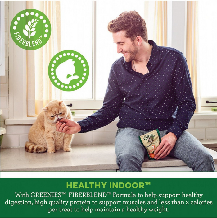 Greenies Feline SmartBites Healthy Indoor Natural Chicken Flavor Soft & Crunchy Adult Cat Treats